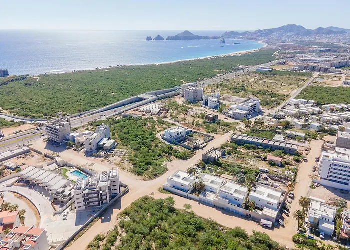 Apartment Stunning 2 Bedroom, 2 Bathroom Just A 5 Minute Drive To The *